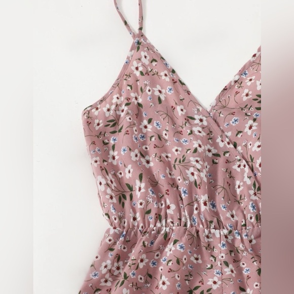 Ditsy Floral Cami Romper in XS - Picture 5 of 8